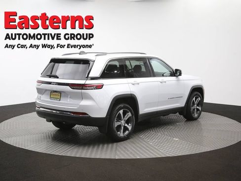 Used 2022 Jeep Grand Cherokee Limited 4xe w/ MOPAR Finishing Package AWD/4WD image 44