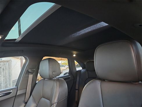 Used 2022 Porsche Macan S w/ Premium Package Plus image 21