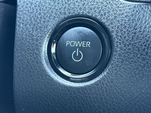 Used 2025 Toyota Camry XSE FWD image 27