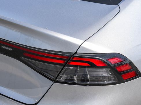 Certified 2024 Honda Accord EX image 9
