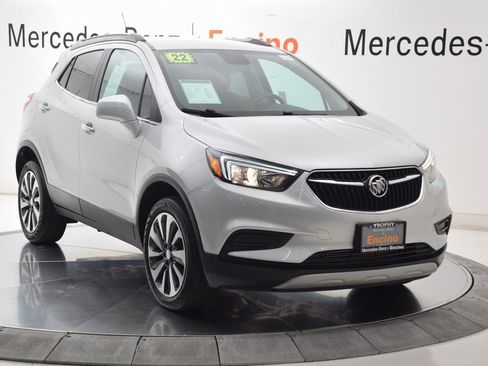 Used 2022 Buick Encore Preferred w/ Safety Package image 8