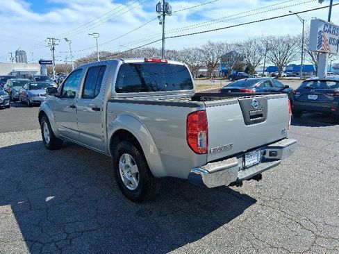 Used 2006 Nissan Frontier SE w/ (P01) Power Pkg image 9