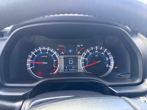 Used 2014 Toyota 4Runner Limited AWD/4WD image 22