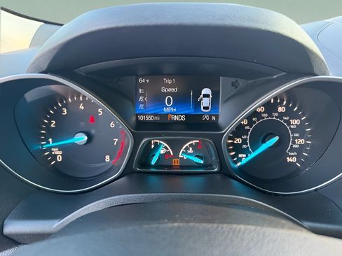 Used 2017 Ford Escape SE w/ SE Cold Weather Package AWD/4WD image 14