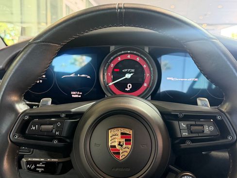 Certified 2024 Porsche 911 Carrera GTS RWD image 17