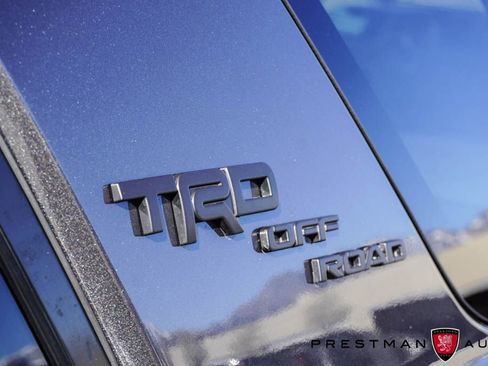 Used 2023 Toyota 4Runner TRD Off-Road Premium w/ Off Road Premium Plus Package image 8