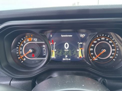 Used 2025 Jeep Wrangler Unlimited Rubicon image 26