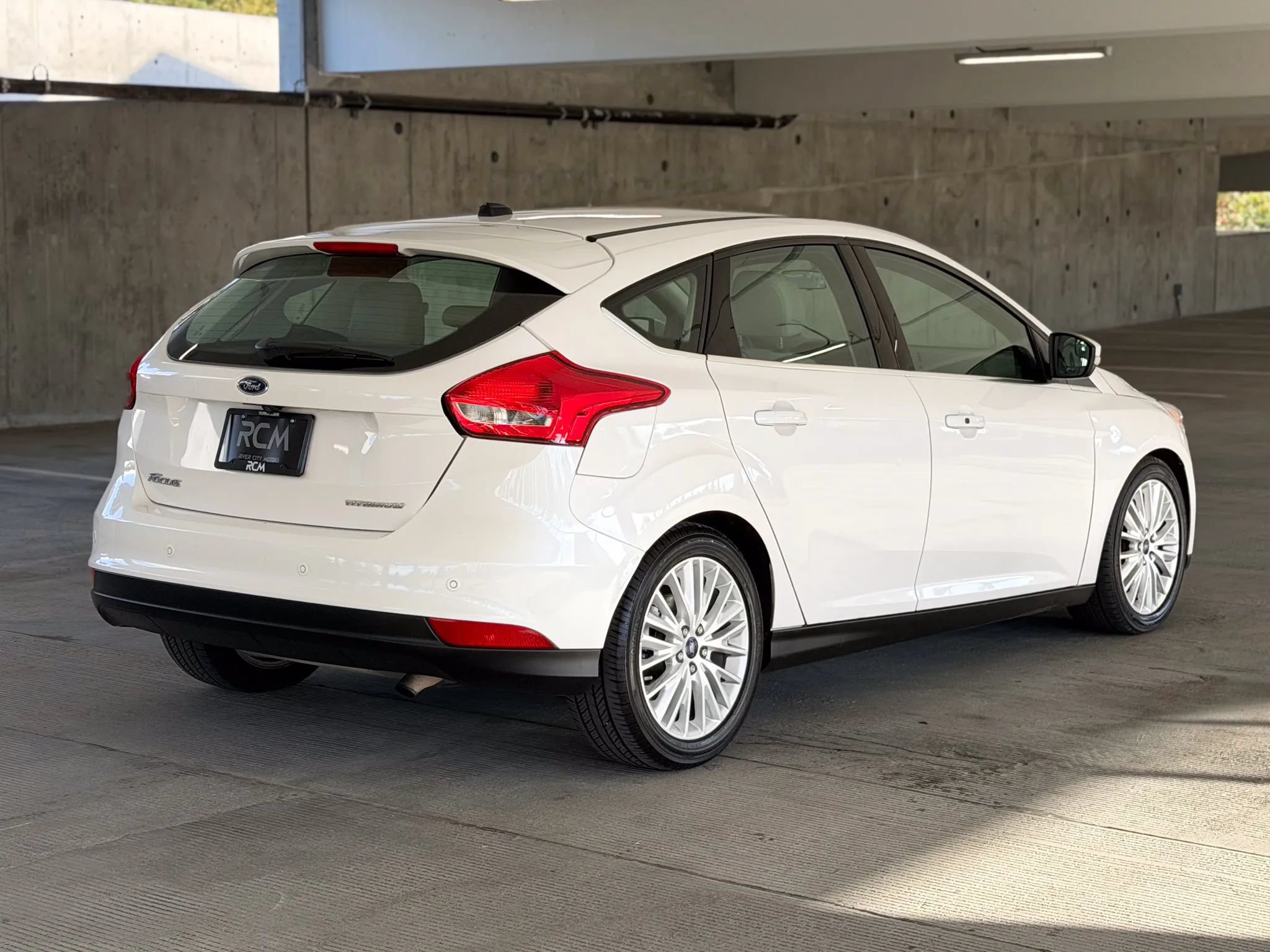 Used 2018 Ford Focus Titanium FWD image 5
