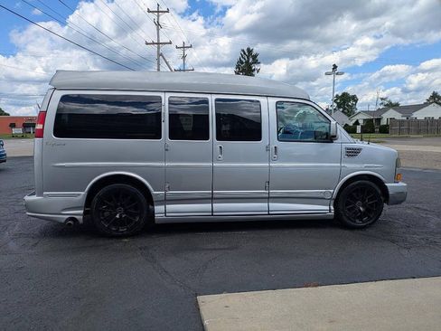 Used 2012 GMC Savana 1500 AWD image 5