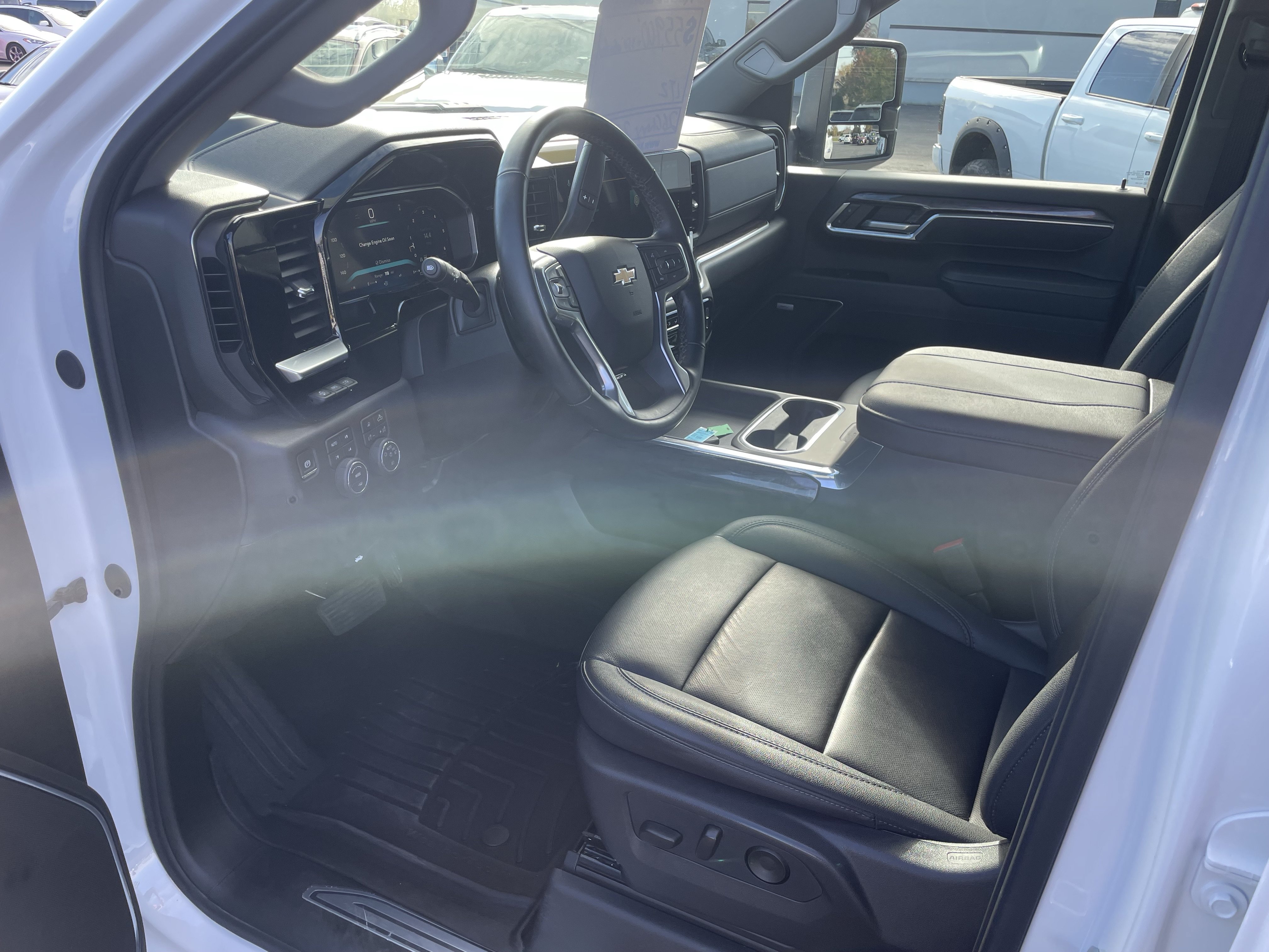 Used 2026 Chevrolet Silverado 2500 LTZ w/ LTZ Premium Package AWD/4WD image 13