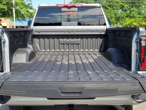 New 2026 GMC Sierra 2500 AT4 w/ AT4 Premium Plus Package AWD/4WD image 9