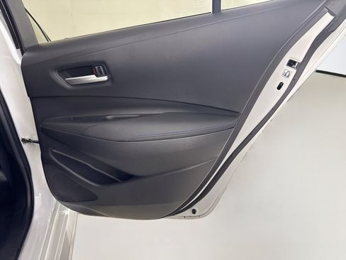 Used 2022 Toyota Corolla XSE FWD image 28