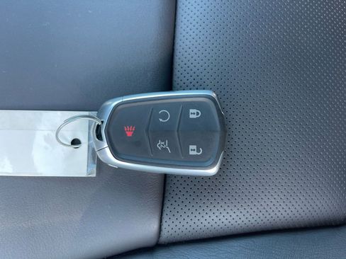 Used 2024 Cadillac XT6 Premium Luxury image 41