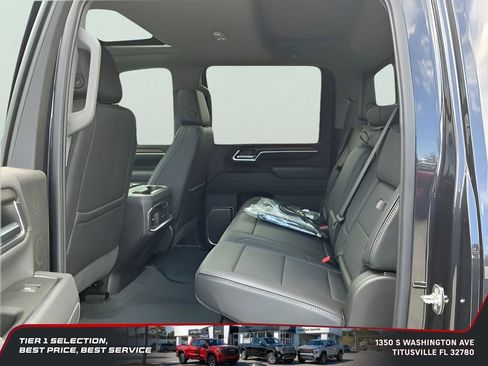 New 2025 GMC Sierra 2500 Denali w/ Denali Reserve Package image 21