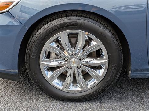 Used 2024 Chevrolet Malibu LT image 10