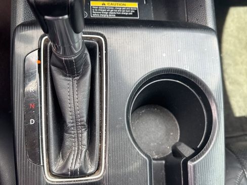 Used 2023 Honda Civic Touring image 3