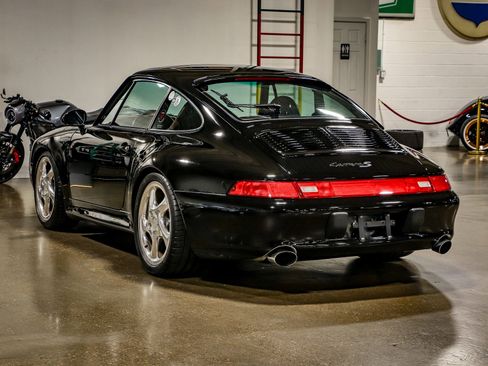 Used 1998 Porsche 911 Carrera S RWD image 43