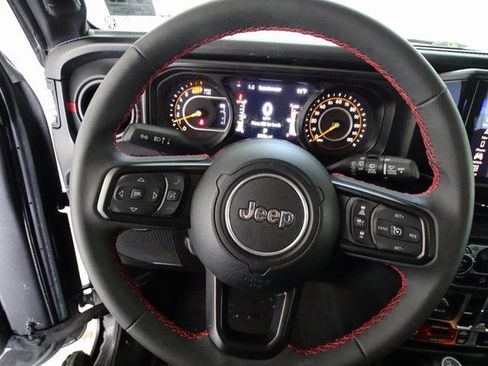 Certified 2024 Jeep Wrangler Rubicon w/ Capability Package image 6