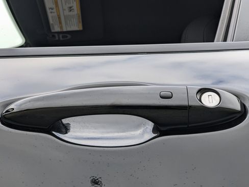 New 2026 Jeep Compass Latitude image 22