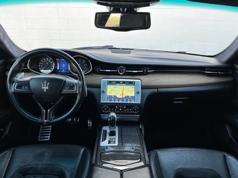 Used 2014 Maserati Quattroporte GTS image 5