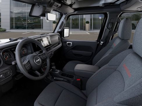 New 2026 Jeep Wrangler Unlimited Rubicon w/ Technology Group AWD/4WD image 23