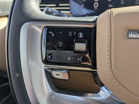 New 2026 Land Rover Range Rover SE image 14