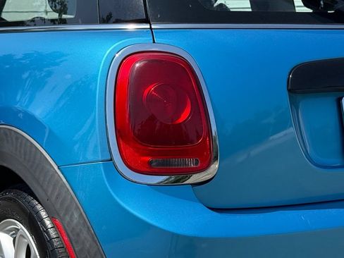Used 2017 MINI Cooper S FWD image 11