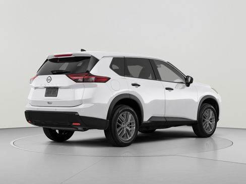 Used 2025 Nissan Rogue S AWD/4WD image 3