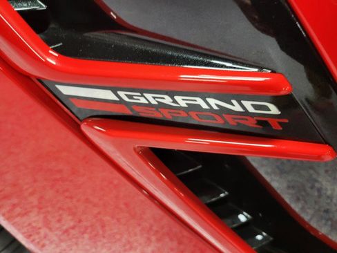 Used 2019 Chevrolet Corvette Grand Sport image 9