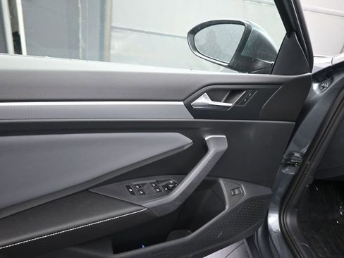 New 2026 Volkswagen Jetta SE image 37