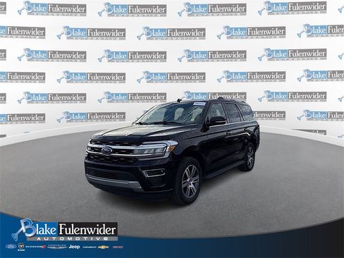 Used 2024 Ford Expedition Limited image 1
