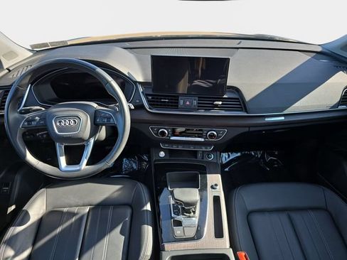 Used 2023 Audi Q5 2.0T Premium Plus w/ Premium Plus Package AWD/4WD image 10