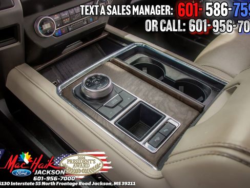 Used 2019 Ford Expedition Max Platinum RWD image 18