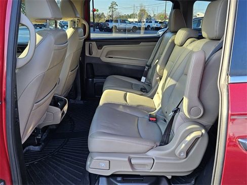 Used 2022 Honda Odyssey Touring image 4