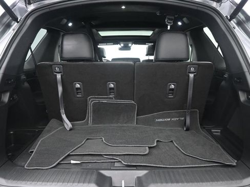 Used 2025 Honda Pilot Black Edition image 23