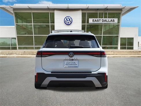 New 2025 Volkswagen Tiguan S image 5