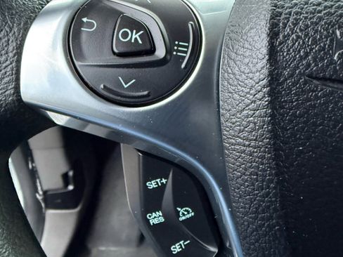 Used 2022 Ford Transit Connect XL image 18