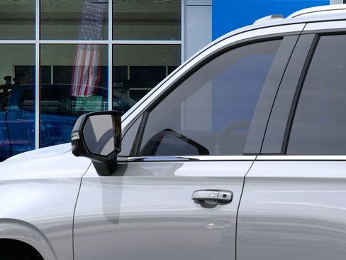 New 2025 Chevrolet Tahoe LT w/ Comfort Package image 12