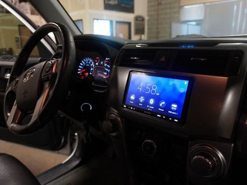 Used 2016 Toyota 4Runner SR5 Premium AWD/4WD image 14
