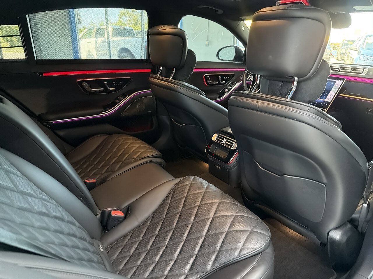 Used 2024 Mercedes-Benz S 580 4MATIC Sedan image 24