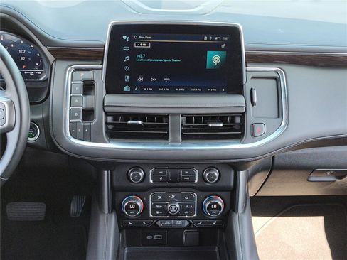 Used 2024 Chevrolet Tahoe LT image 20