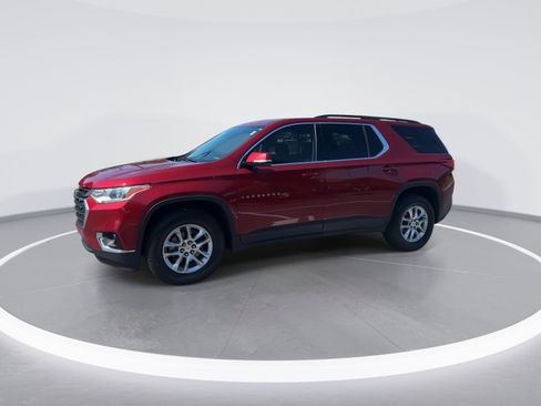 Used 2020 Chevrolet Traverse LT FWD image 5