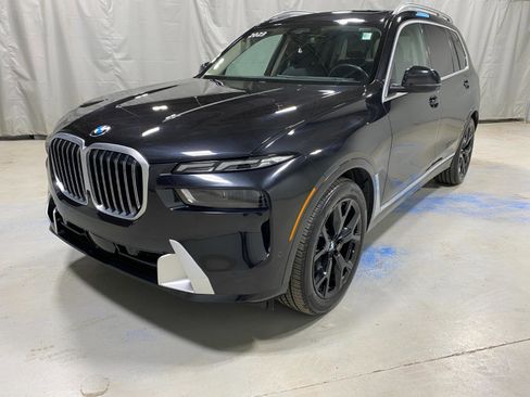 Used 2023 BMW X7 xDrive40i w/ Premium Package image 1