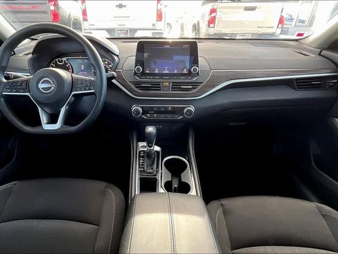 Certified 2023 Nissan Altima 2.5 SV image 13