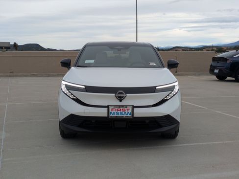 New 2026 Nissan Leaf SV+ image 2