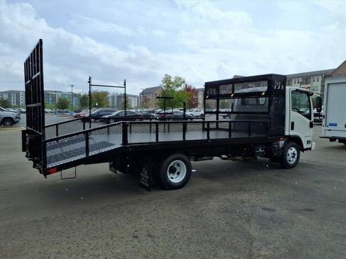 New 2025 Chevrolet Low Cab Forward LCF image 30