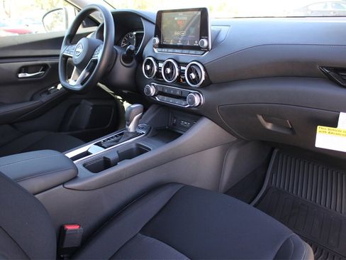 New 2025 Nissan Sentra SV image 34