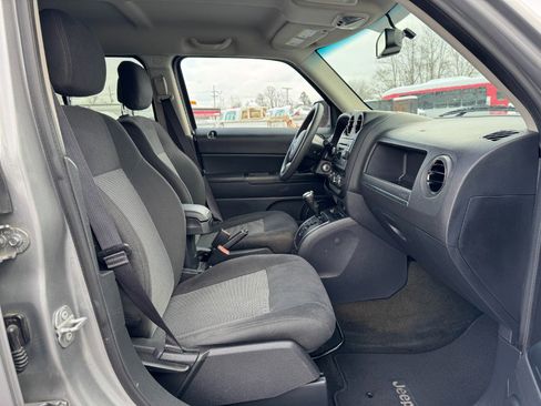 Used 2016 Jeep Patriot Sport w/ Power Value Group image 19