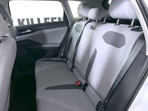 Used 2024 Volkswagen Taos SE image 22