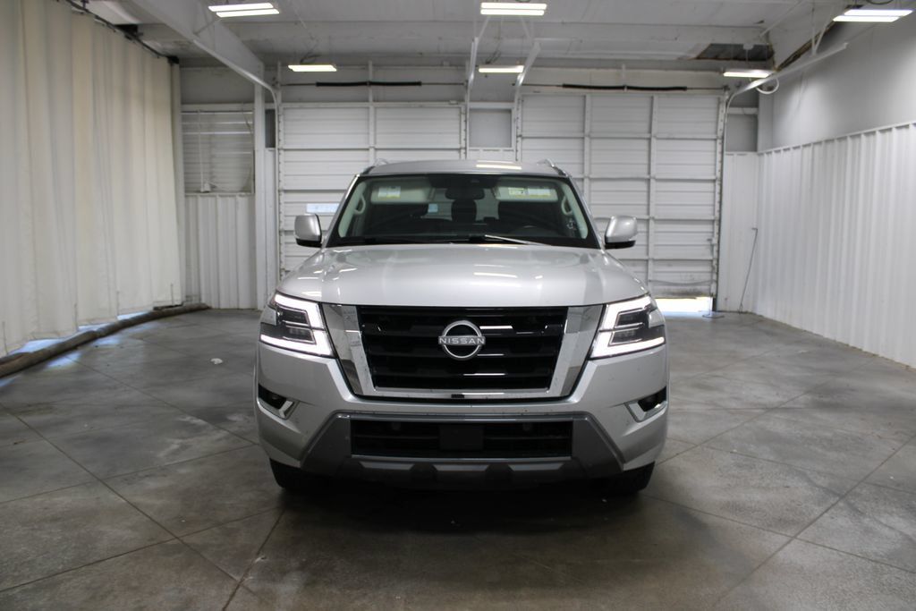 Used 2024 Nissan Armada SV RWD image 3